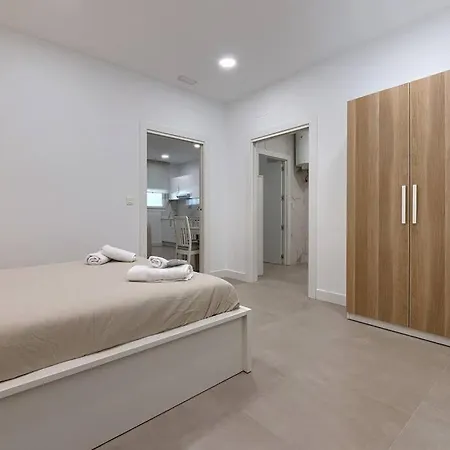 Unamuno Old Town 1 Free Parking *